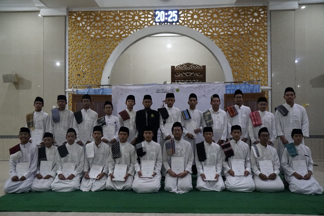 PENGANUGRAHAN SANAD KITAB ILMI