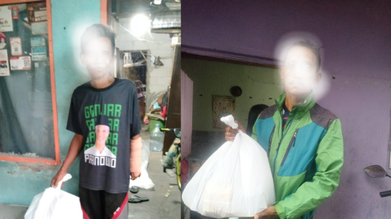 Penyaluran Paket Sembako untuk Warga RW 11 Kelurahan Tipes Kota Solo