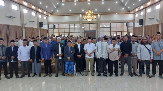 Al Mukmin Jadi Tuan Rumah Forum DSKS, Ust Yahya Abdurrahman Soroti Peran Pesantren Membina Generasi