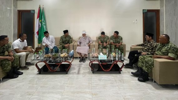 Danyonif TP 449/SH Silaturahmi ke Pondok Pesantren Islam Al Mukmin Ngruki, Perkuat Silaturahmi dan Komunikasi